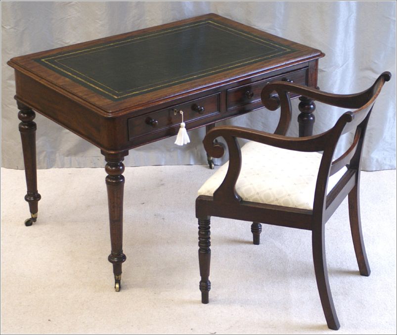 3037 Small Antique Georgian Writing Table (3)